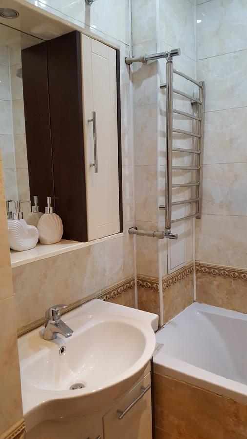 Apartment On Nazarbayeva 77 Almaty Luaran gambar